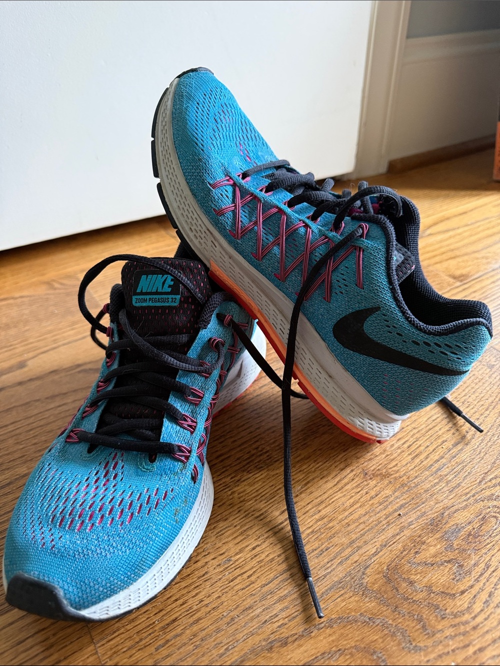 Nike Teal & Black Running Shoes with Pink Lacing Accents